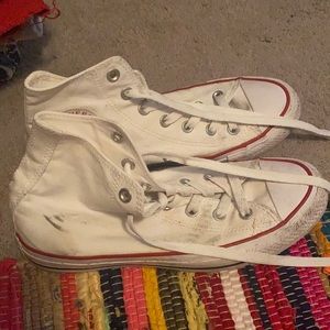 White Converse Size 8